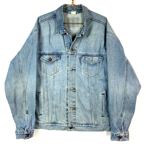 Vintage Levi’s Denim Jean Jacket 2XL Blue Light Wash 90s