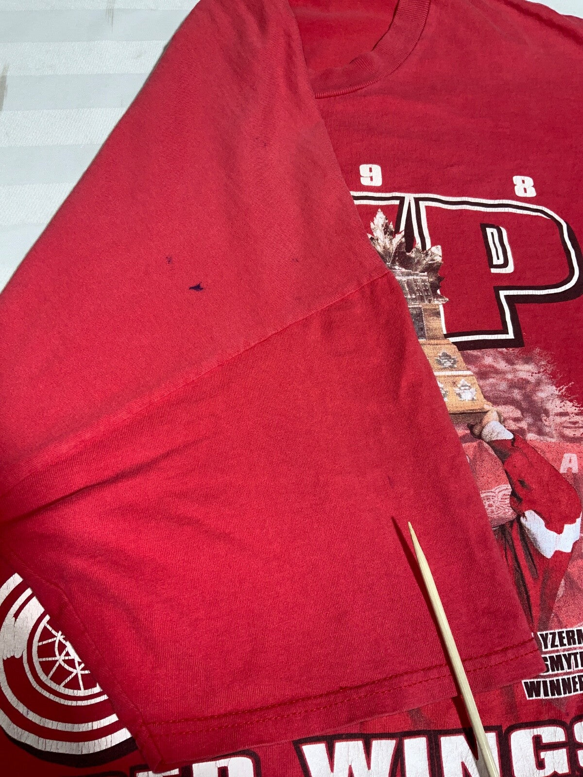 Vintage Detroit Red Wings Stanley Champs T-shirt XL Nhl 1998 Mvp Steve Yzerman