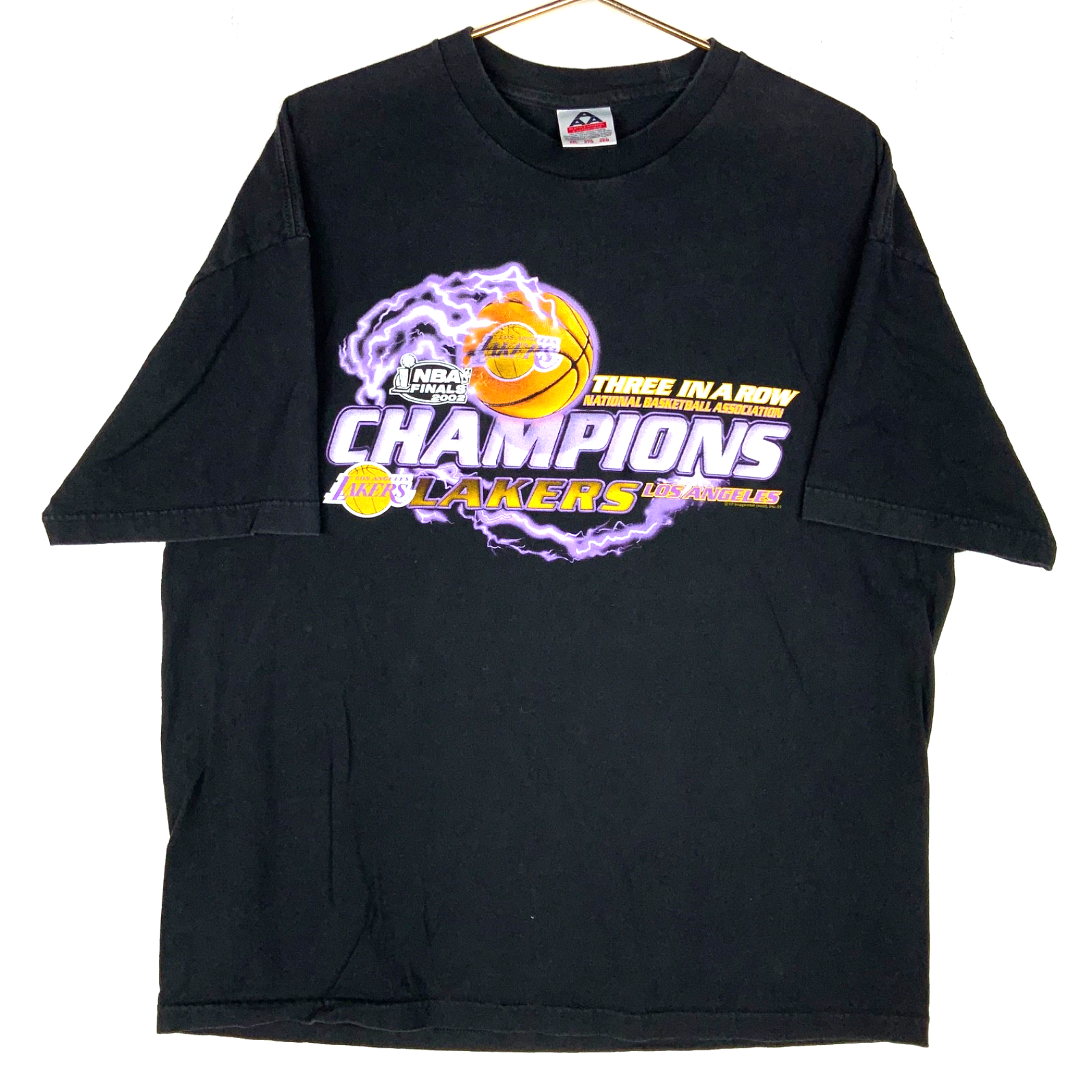 Vintage Los Angeles Lakers T-Shirt 2XL Black 2002 Nba Champs Three In A Row Y2K