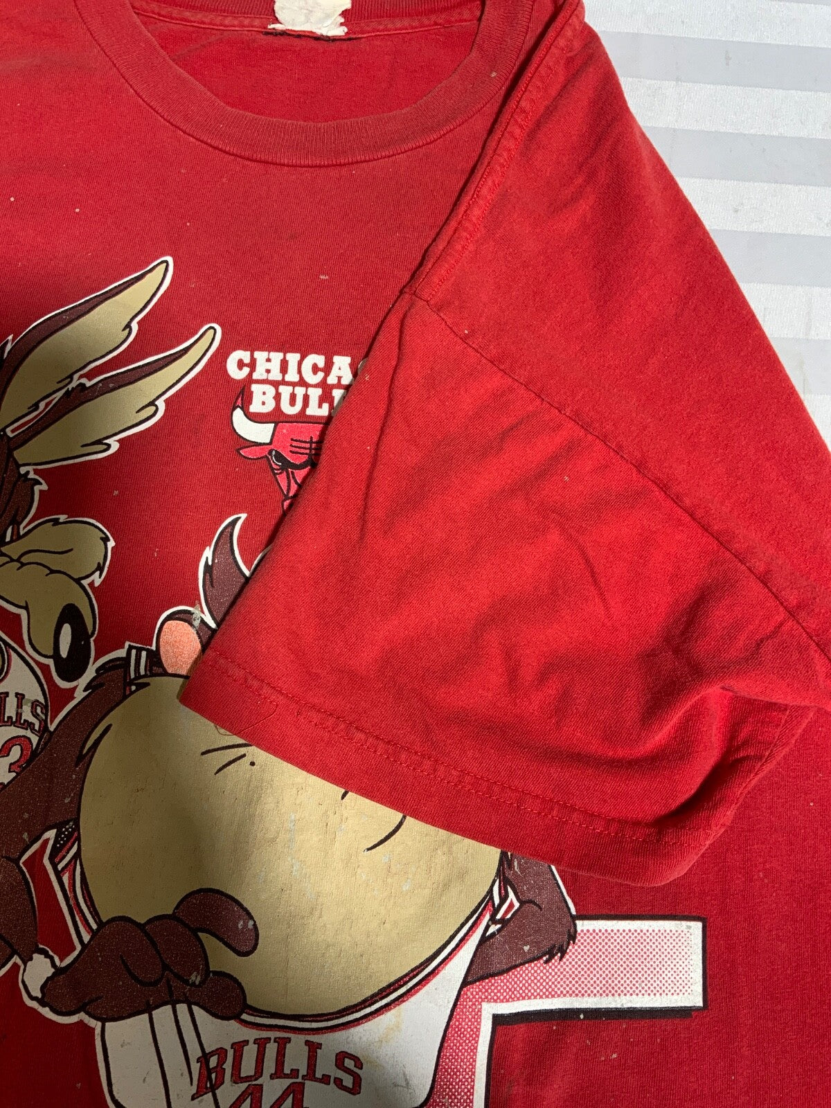 Vintage Chicago Bulls Looney Tunes T-shirt 2XL Nba 1994 Taz Wile E Coyote 1990s