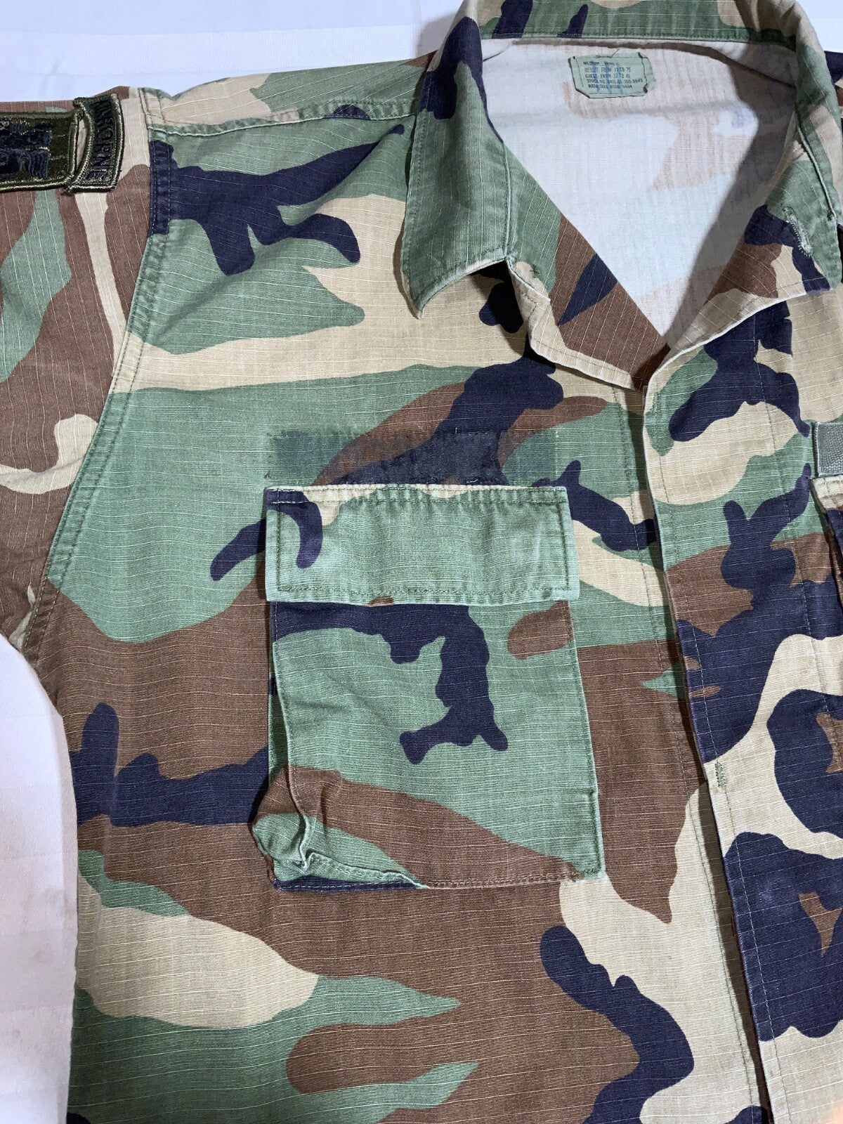 Vintage Us Army Hot Weather Coat Medium Long Woodland Camouflage Button Up 1996