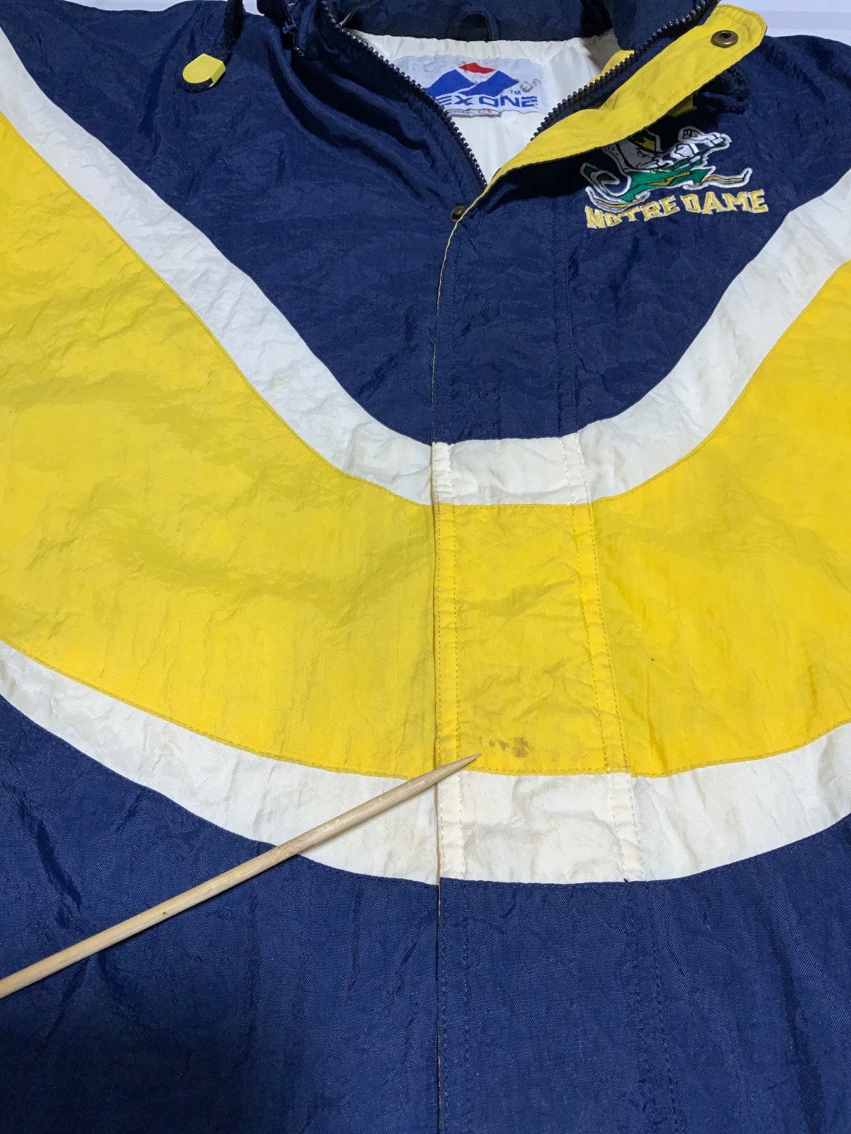 Vintage Notre Dame Apex One Puffer Jacket Large Blue Hooded Full Zip Ncaa