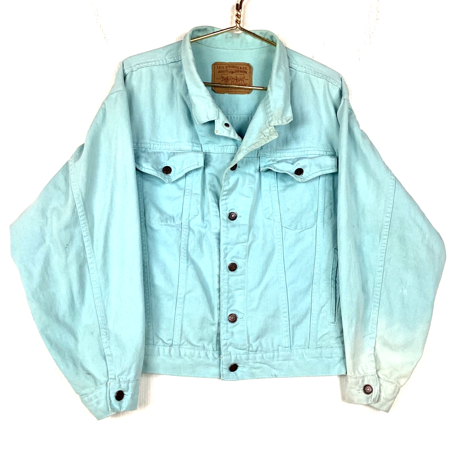 Vintage Levis Denim Jean Jacket Size Medium Blue Button Up Long Sleeve
