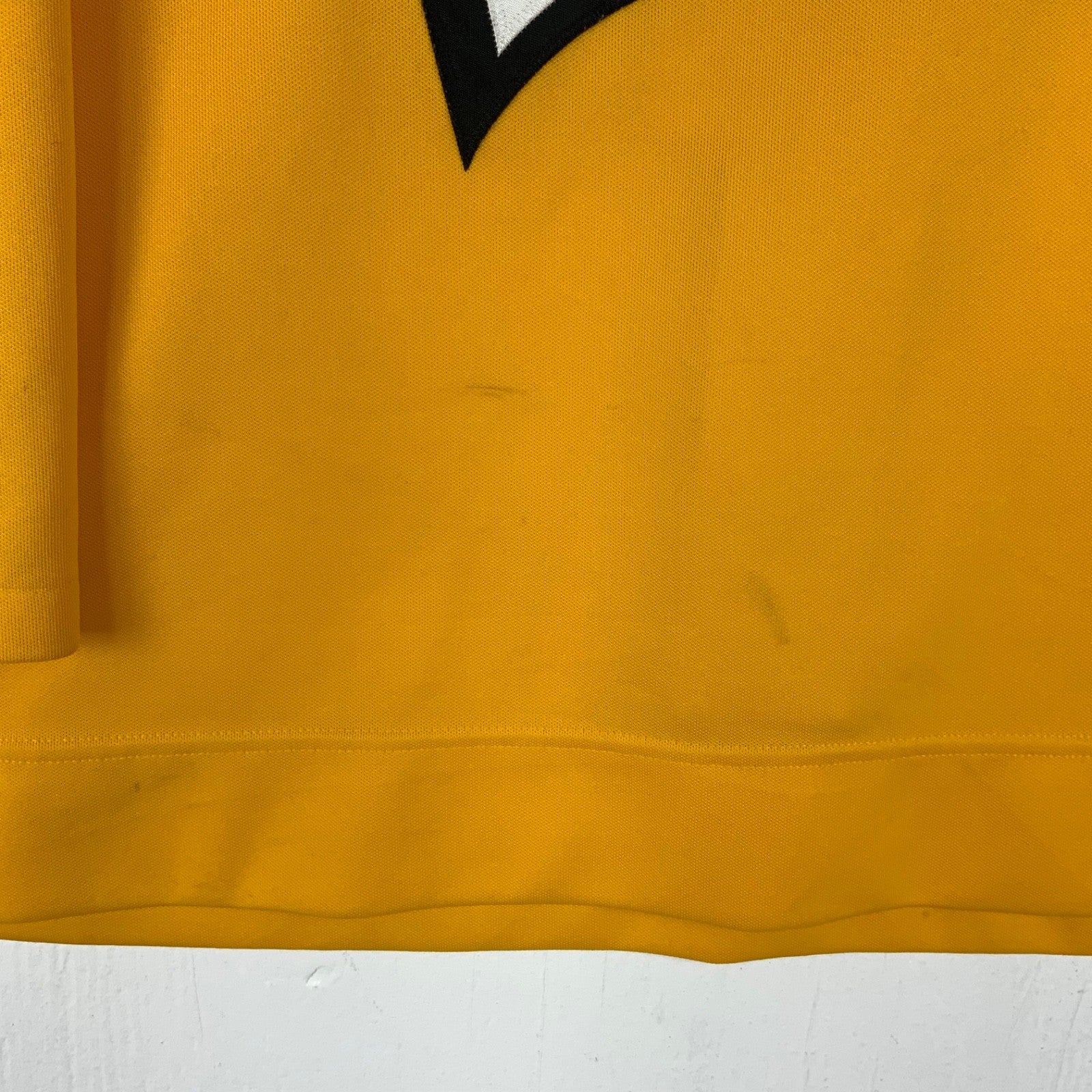 Vintage Wisconsin Badgers Hockey Authentic Practice Jersey XL Adidas Yellow Ncaa