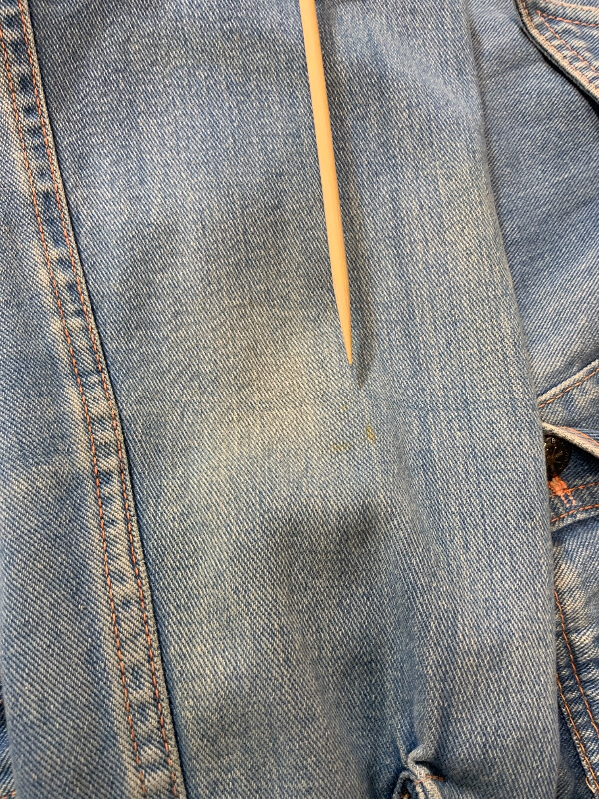 Vintage 1990's Women's Denim Jean Jacket Large Light Wash Cropped Brittania