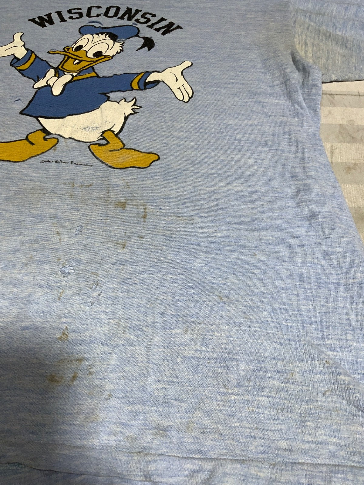 Vintage Donald Duck Disney T-Shirt Large Ringer Made Usa Cartoon Wisconsin 80s