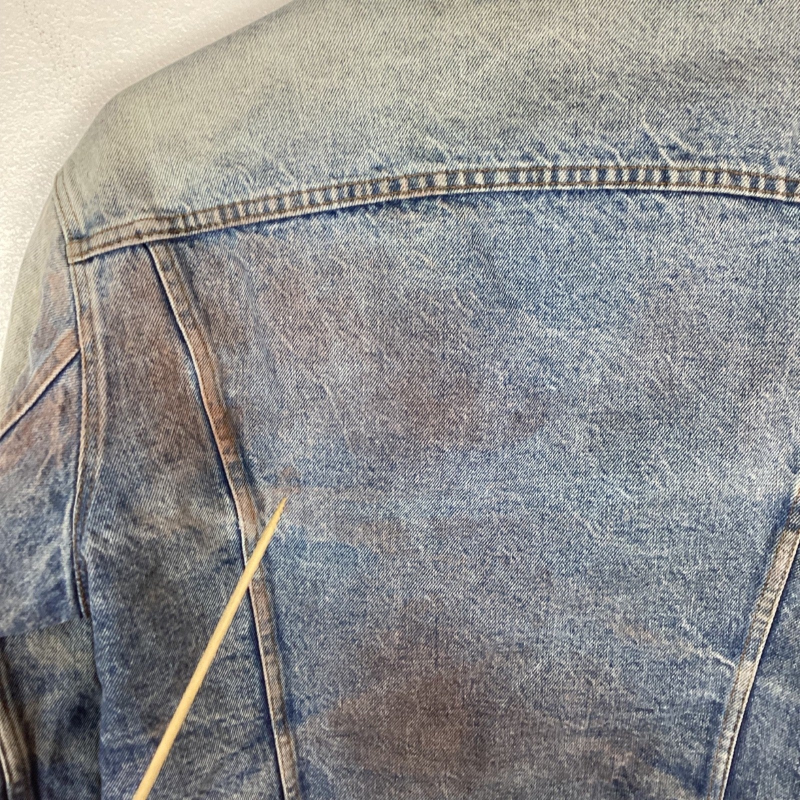 Vintage 1980s Levi’s Denim Jean Jacket Size 46 Blue Blanket Lined Usa Distressed