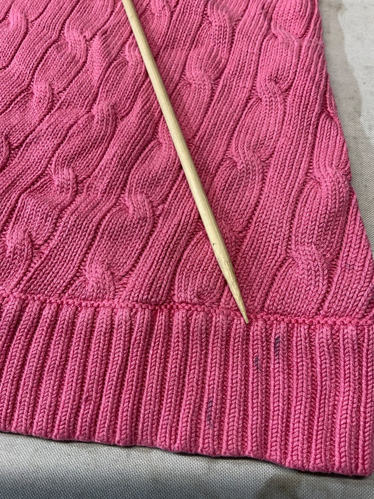 Vintage Lauren Ralph Lauren Cable Knit Sweater Women’s Medium Pink V-neck