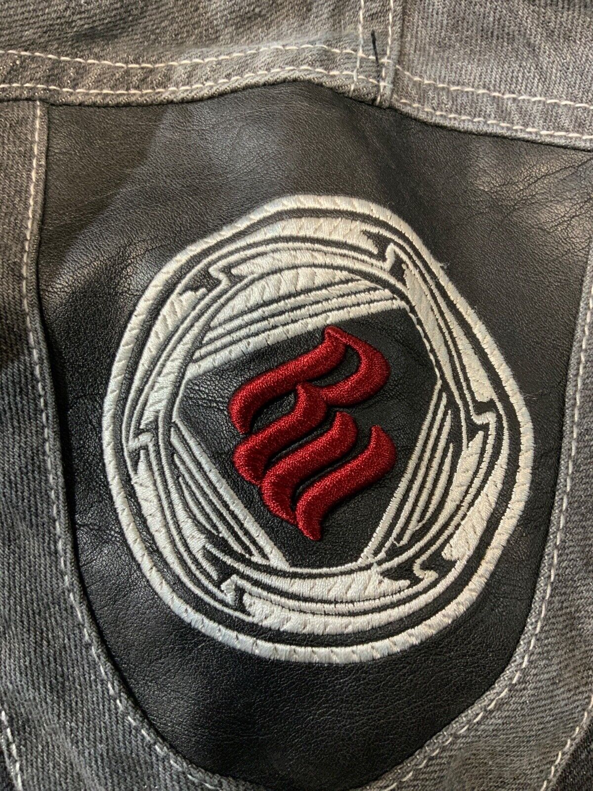 Y2K Rocawear Denim Jean Jacket Women's XL Black Snap Button Embroidered