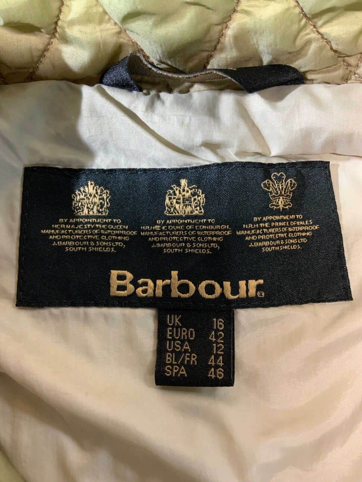 Barbour Women's Quilted Jacket Small Beige Snap Button