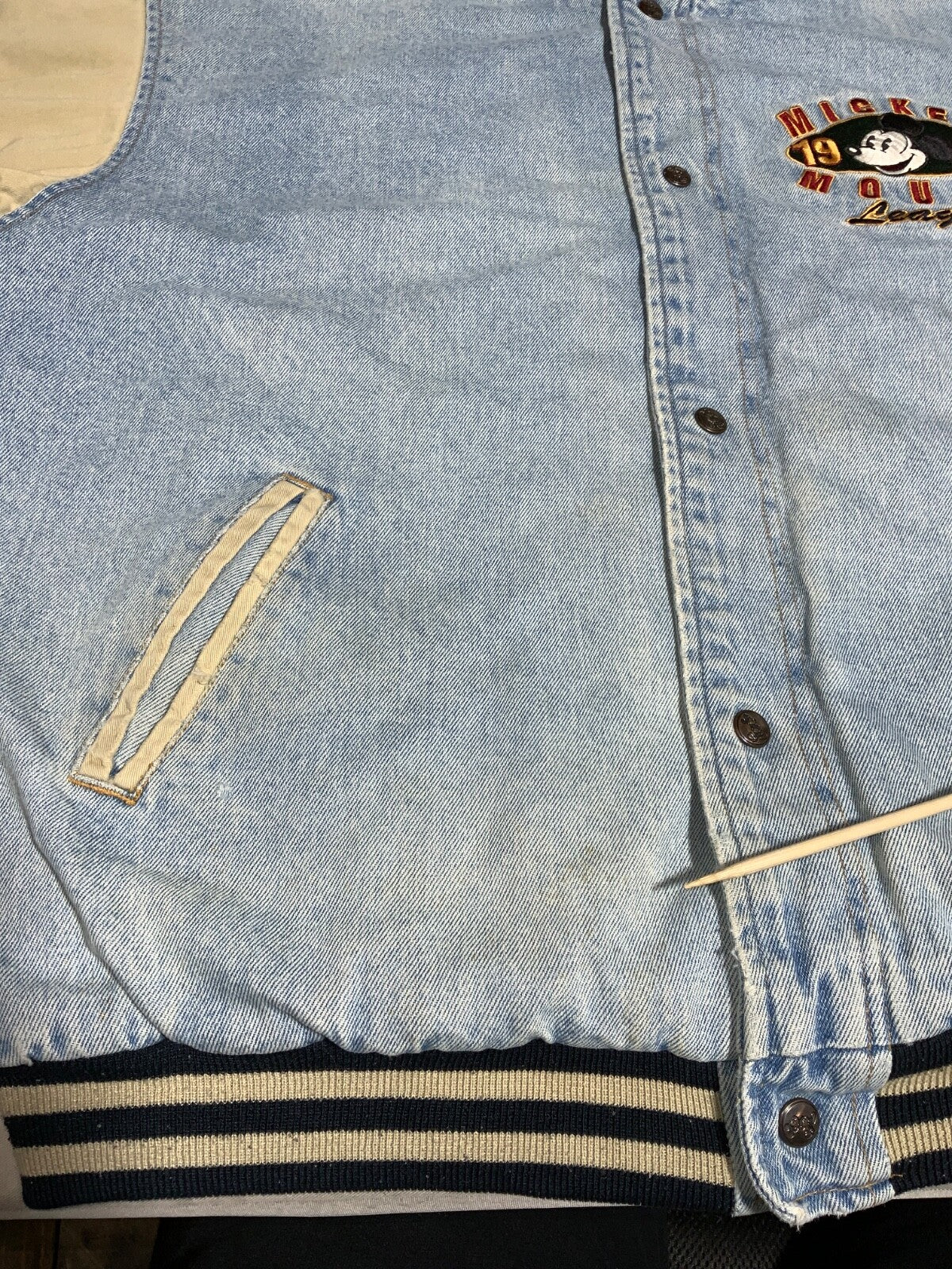 Vintage Mickey Mouse Disney Denim Bomber Puffer Jacket XL Snap Button Cartoon