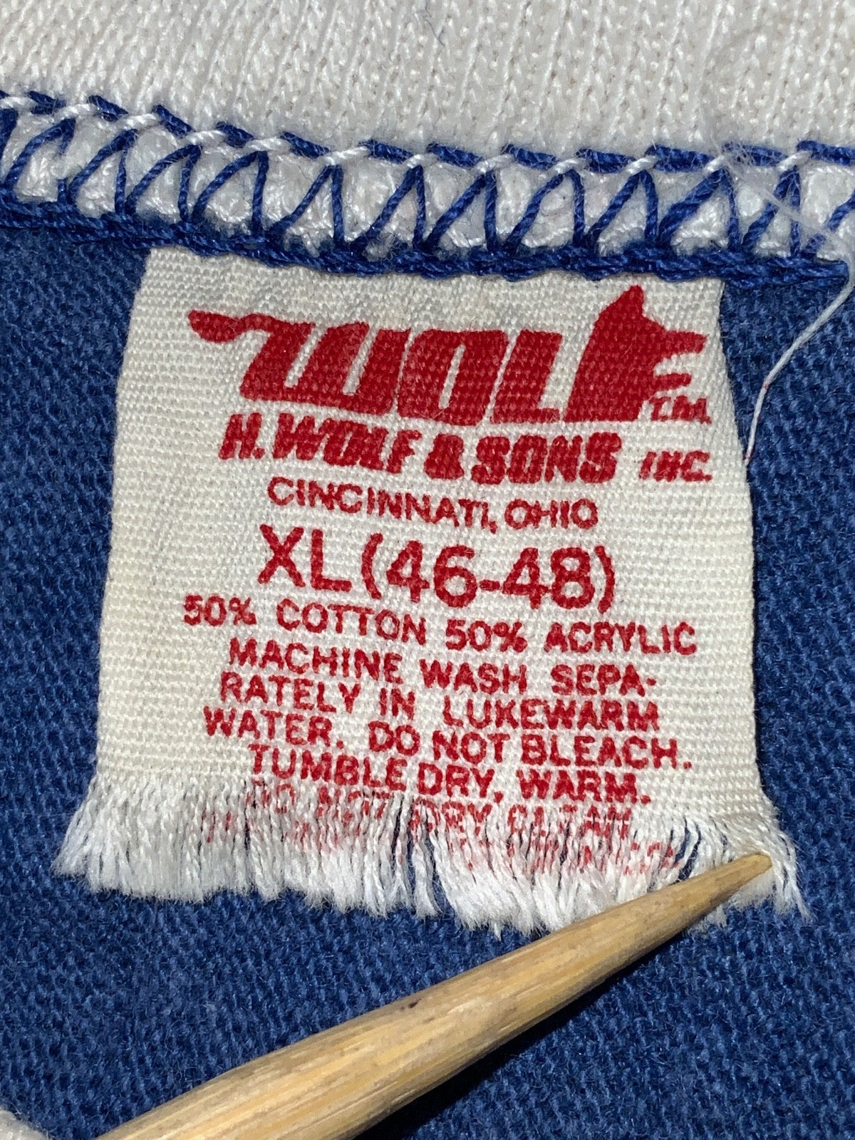 Vintage 1970s Wolf T-Shirt Size XL Blue V-Neck Single Stitch Lakeview