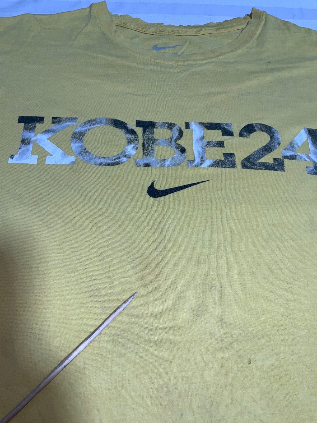 Vintage Nike Kobe Bryant T-shirt Large Yellow Double Sided Loose Fit Nba Mamba