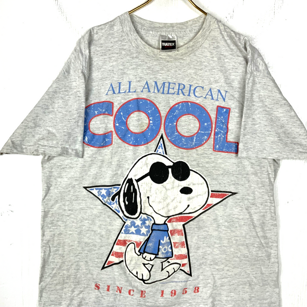 Vintage Snoopy Peanuts T-Shirt XL Single Stitch Cartoon All American Cool 90s