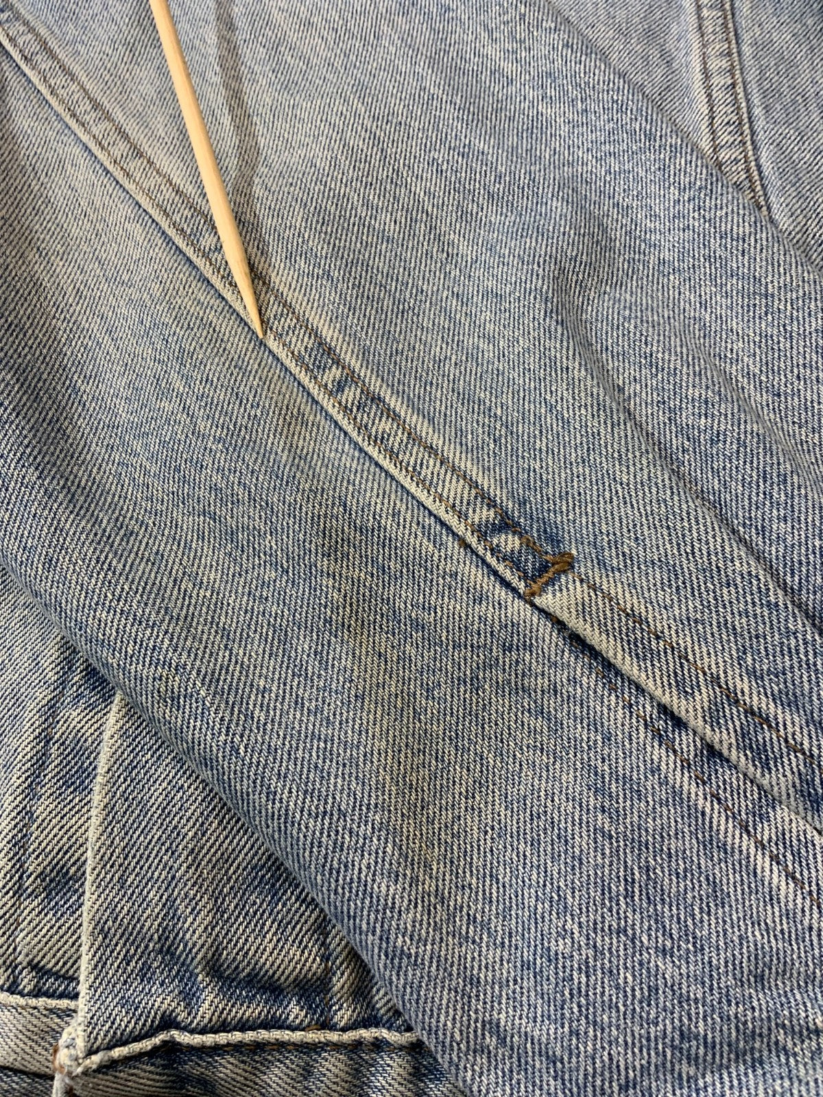 Vintage Levi’s Denim Jean Jacket 2XL Blue Light Wash 90s