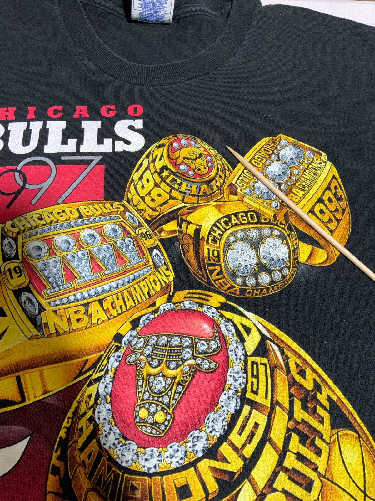 Vintage Chicago Bulls Pro Player T-shirt XL Single Stitch 5 Time Nba Champs 90s