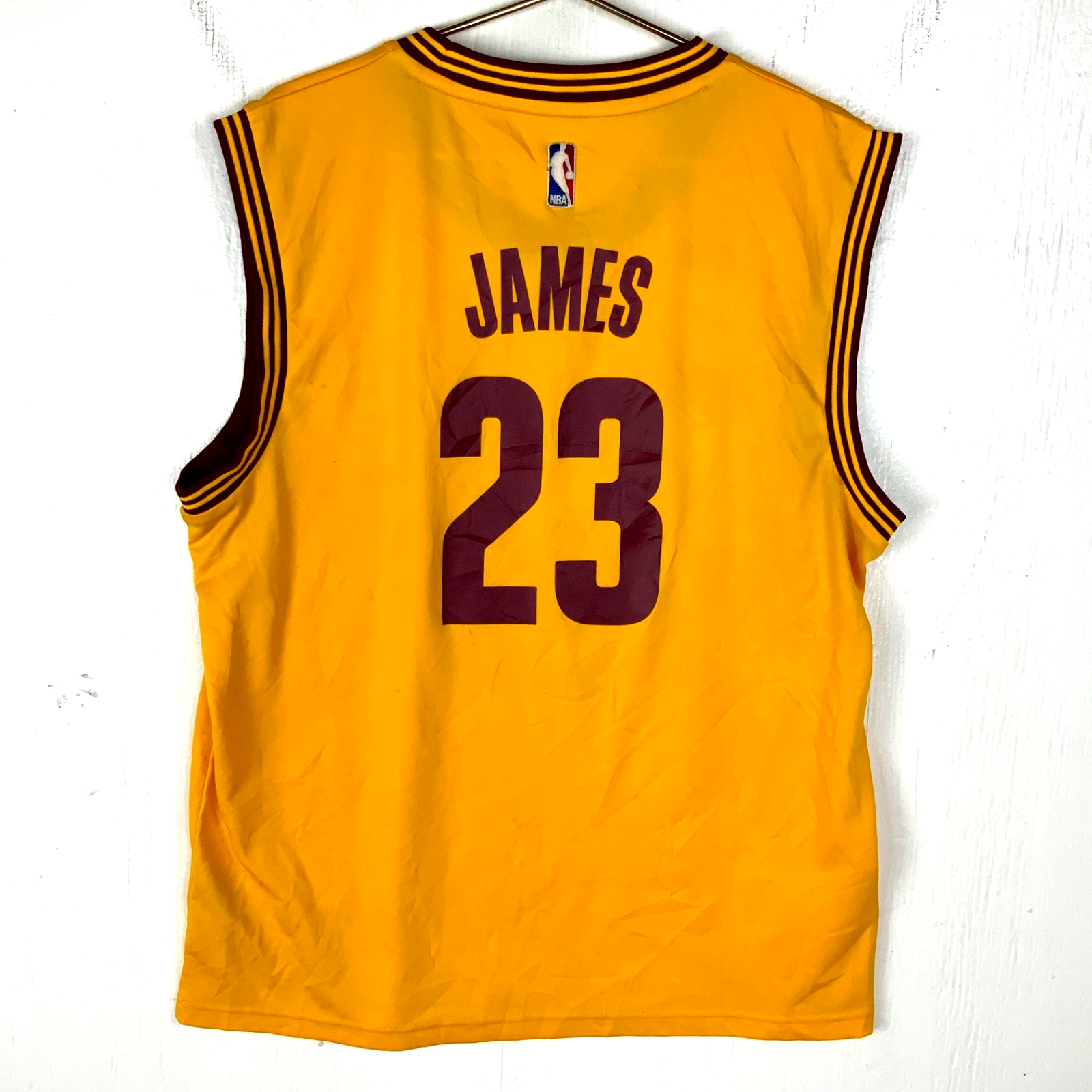 Cleveland Cavaliers Jersey Large Adidas LeBron James Yellow Nba