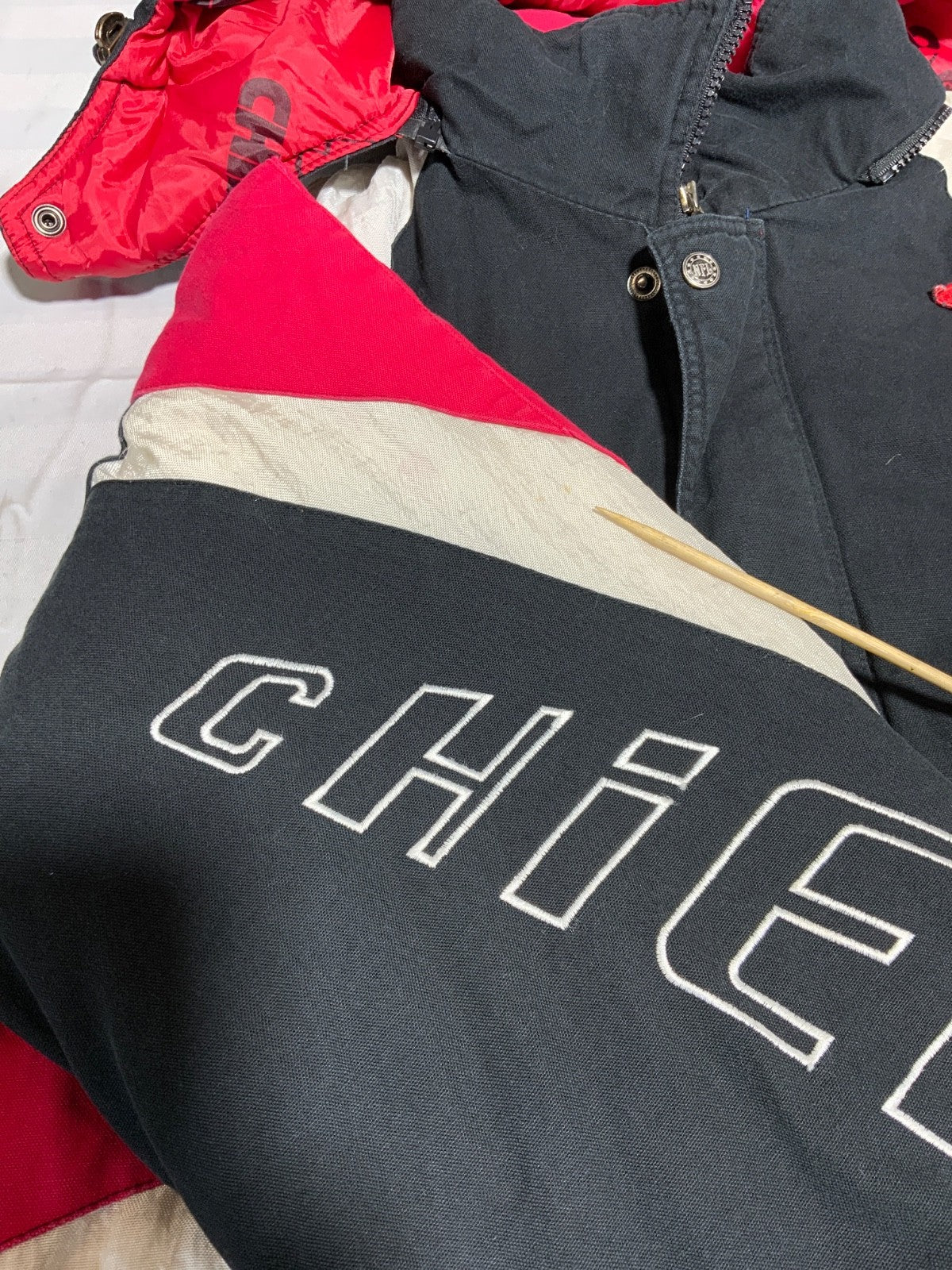 Vintage Kansas City Chiefs Down Puffer Jacket Medium Red Hooded Full Zip Nfl 90s