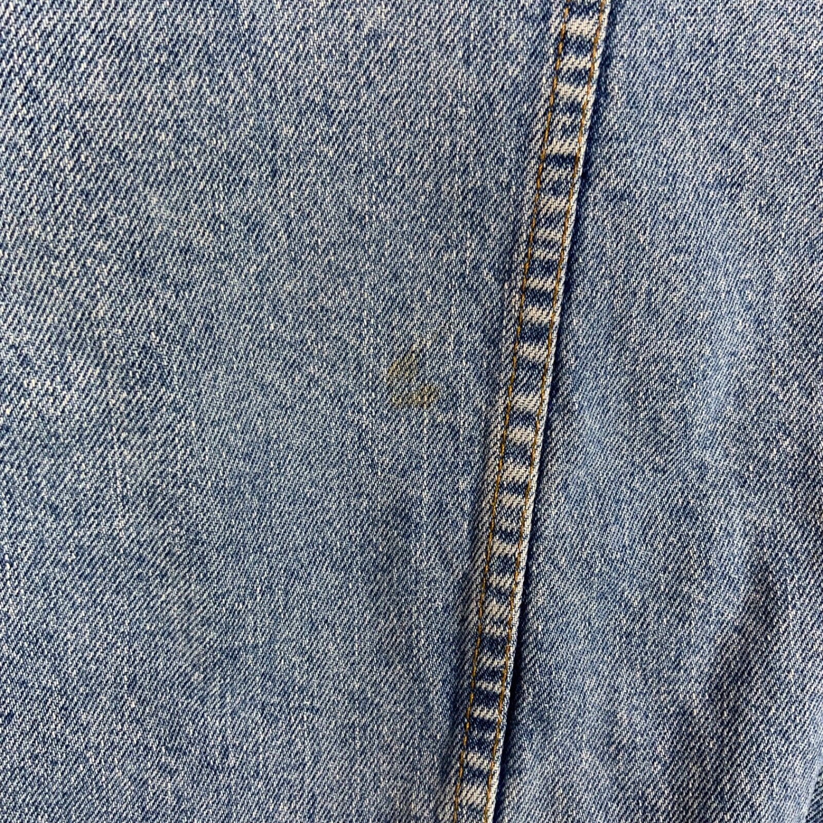 Vintage Levi’s Denim Jean Jacket Large Blue Light Wash 90s