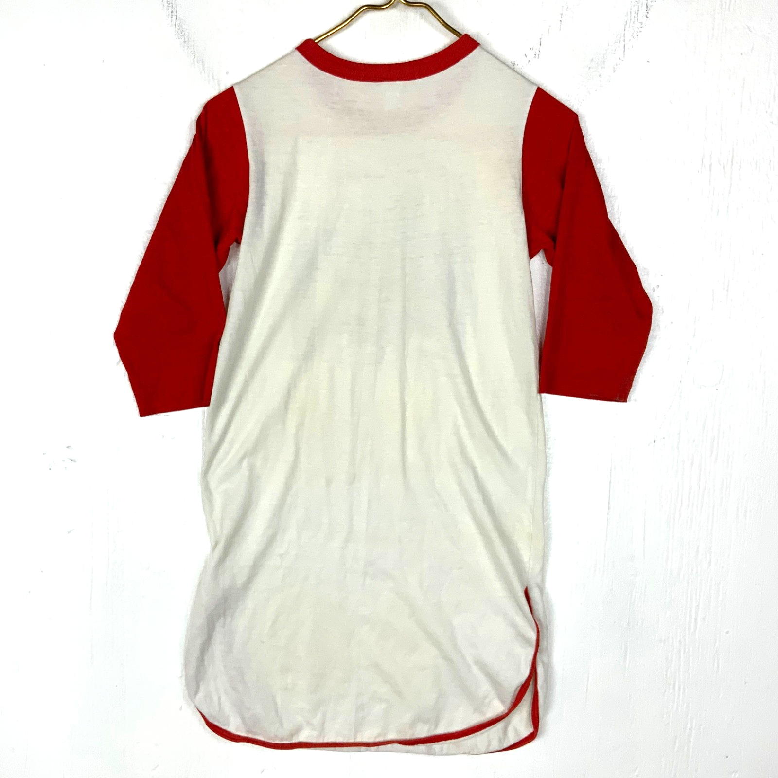 Vintage 1980s Chinese Theater Hollywood T-Shirt XS White Raglan Extra Long 1982