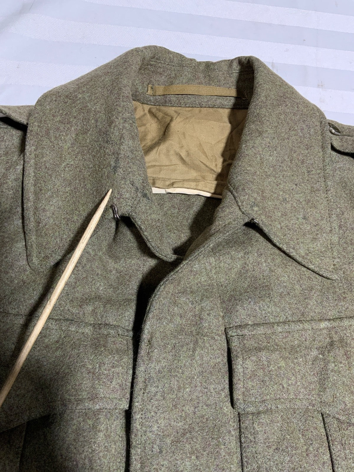 Vintage German Military Wool Jacket Size XS Green Button Up Vietnam Era 60s