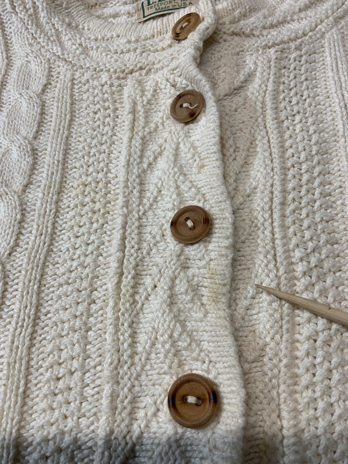 Vintage L.L. Bean Cable Knit Sweater Women’s Medium White Cardigan 90s