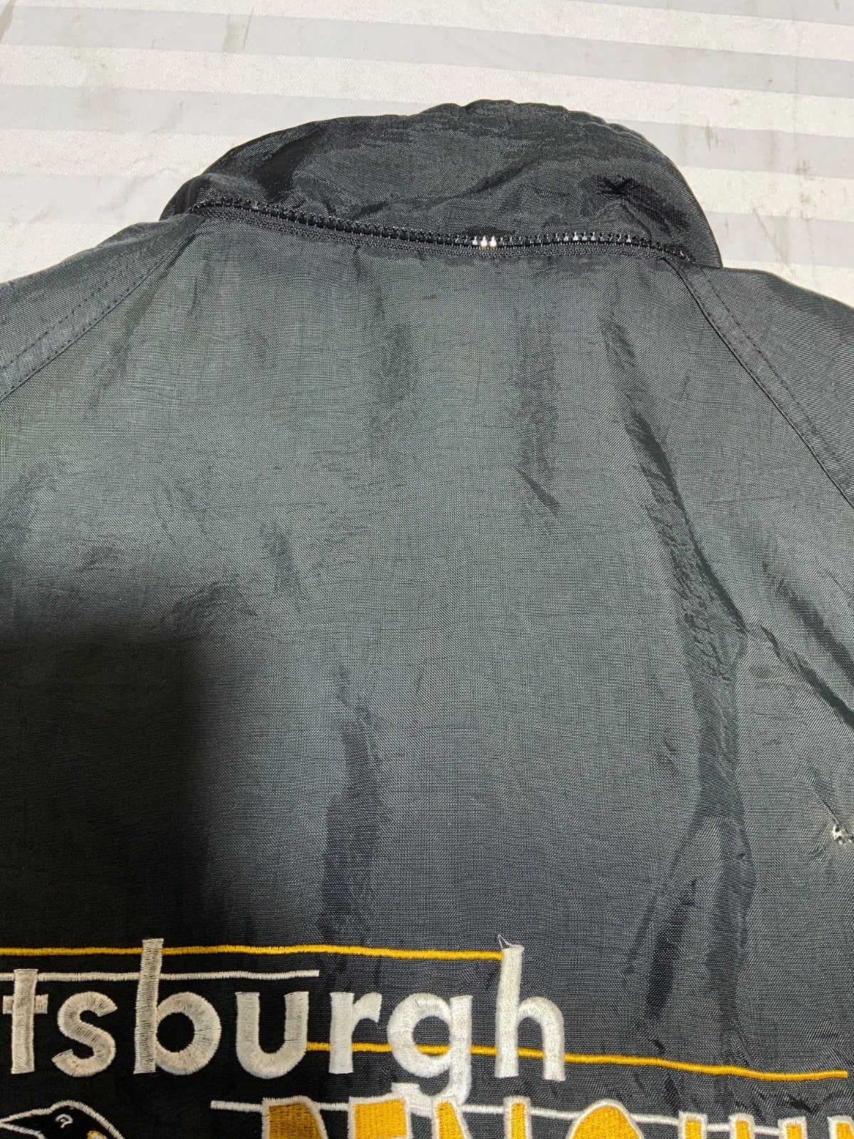 Vintage Pittsburgh Penguins Logo 7 Bomber Jacket Large Black Full Zip Puffer Nhl