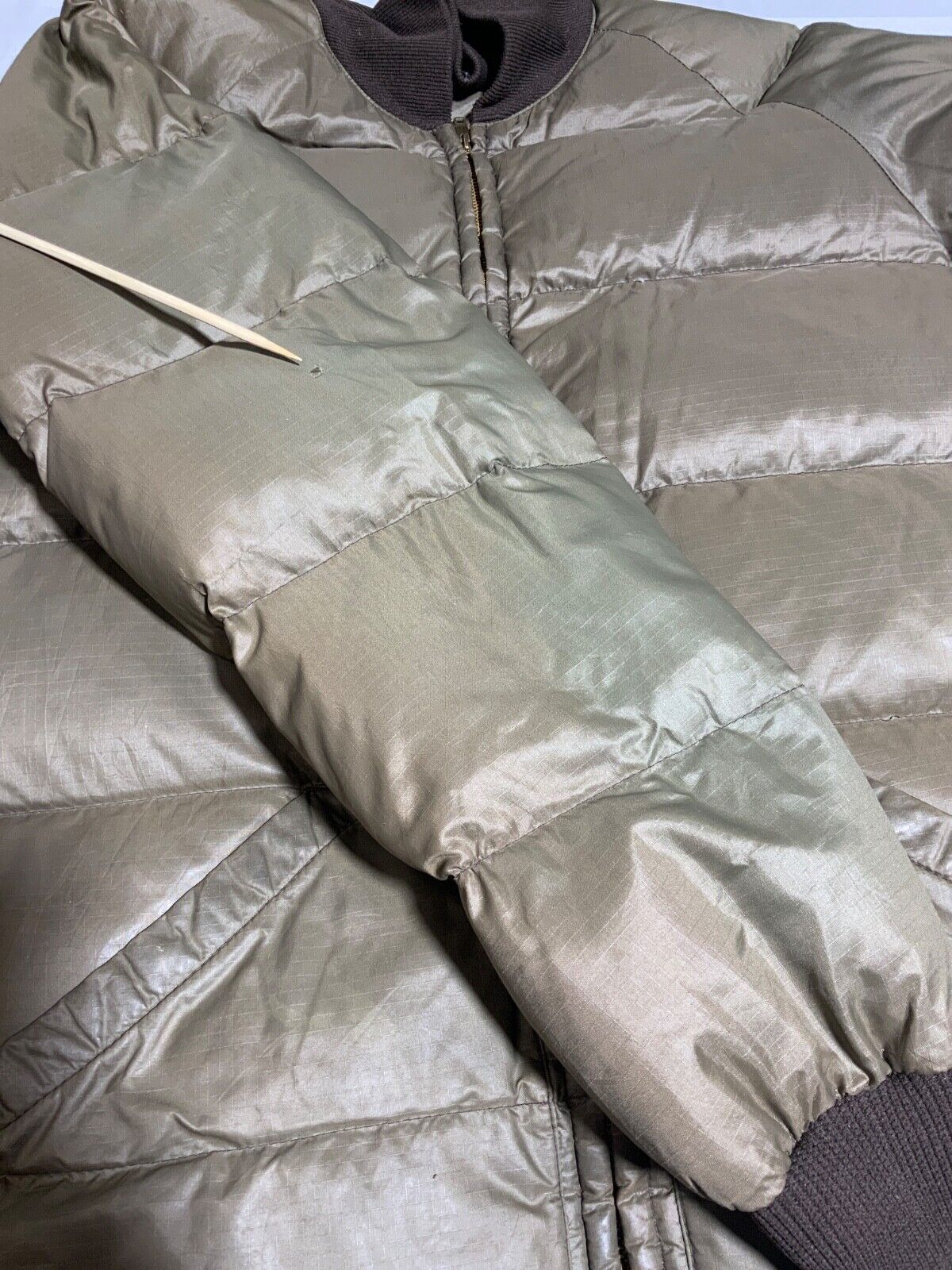 Vintage 1980s Down Puffer Bomber Jacket Large Brown Full Zip Distressed