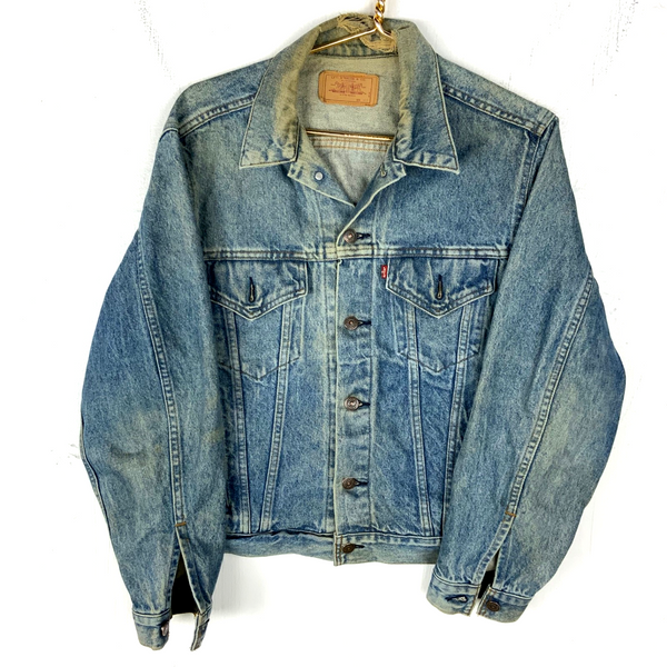 Vintage Levi’s Denim Jean Jacket Size 44 Blue Medium Wash 90s