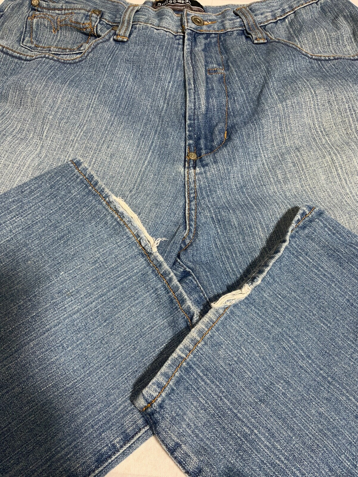Y2K RocaWear Denim Jean Size 36Wx33L Blue Light Wash Relaxed Streetwear