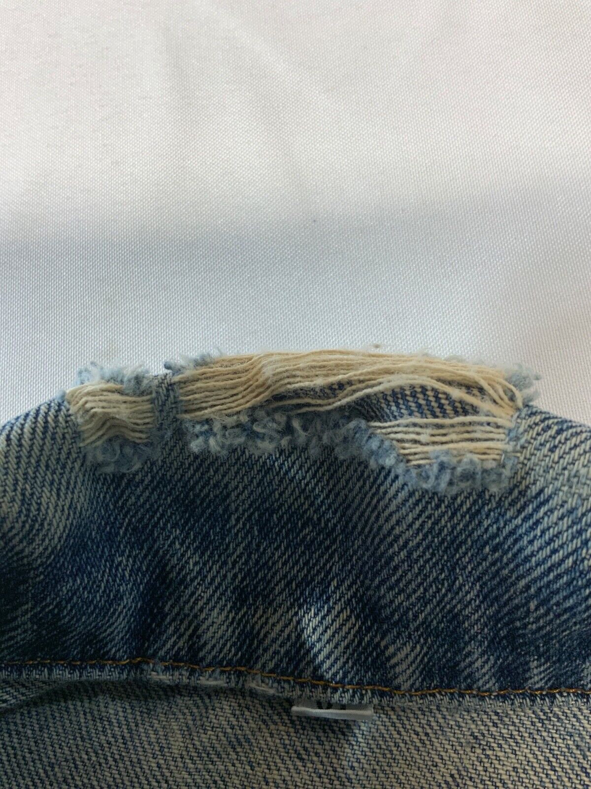 Vintage Wisconsin Badgers Denim Jean Jacket XL Blue Acid Wash 90s