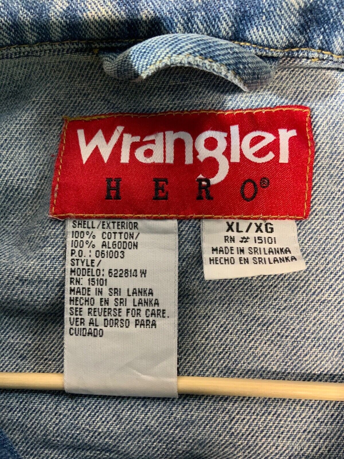 Vintage Wrangler Denim Jean Jacket XL Blue Medium Wash Bull Rider Rodeo Western