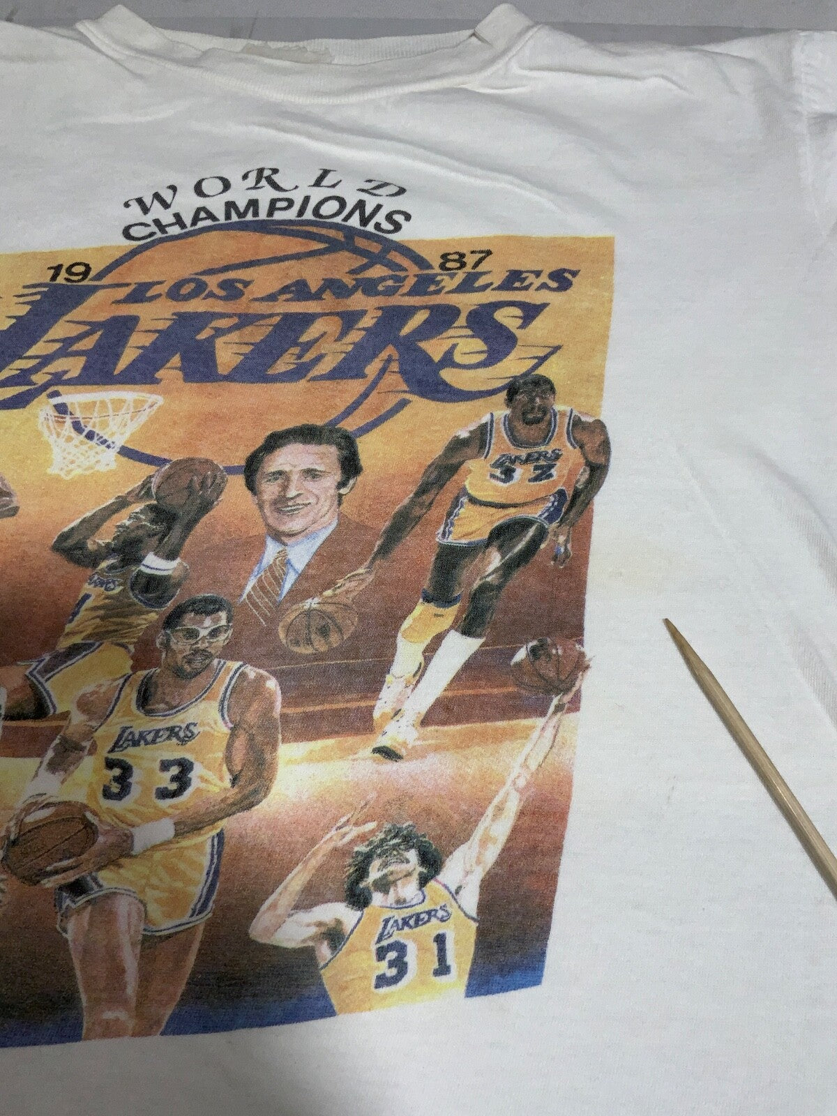Vintage Los Angeles Lakers T-shirt Medium Single Stitch Nba 1987 Champs 1980s