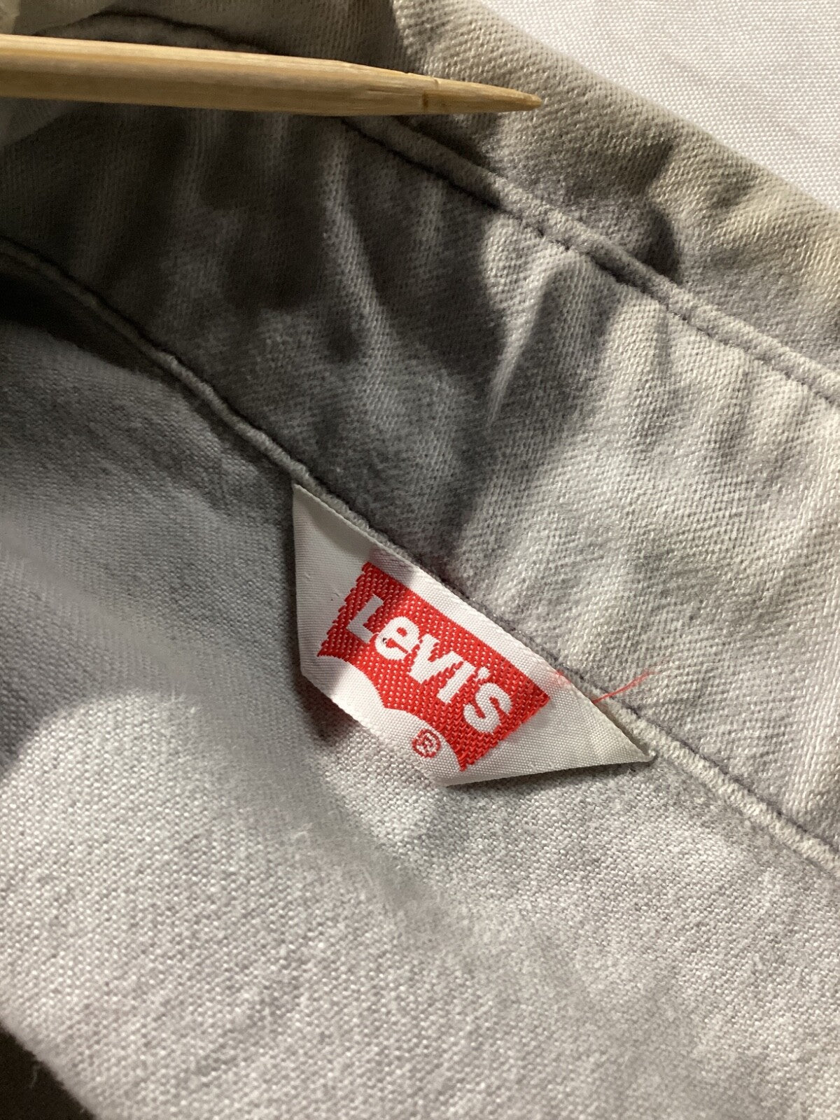 Vintage Levi’s 1970s Denim Shirt Jacket Size Medium Gray Long Sleeve