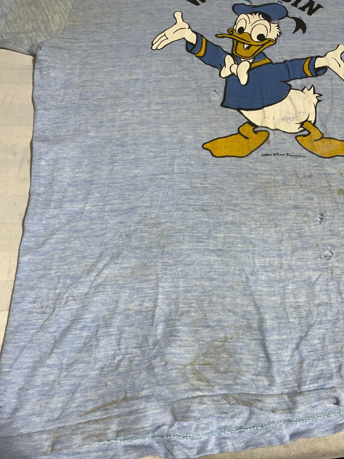 Vintage Donald Duck Disney T-Shirt Large Ringer Made Usa Cartoon Wisconsin 80s