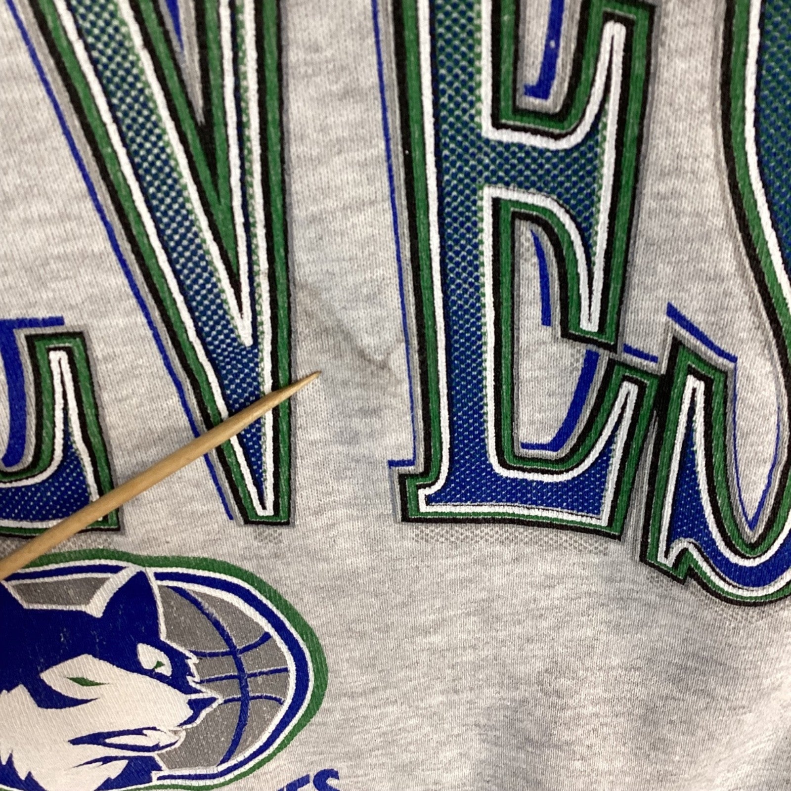 Vintage Minnesota Timberwolves Sweatshirt Crewneck XL Gray Made In Usa Nba