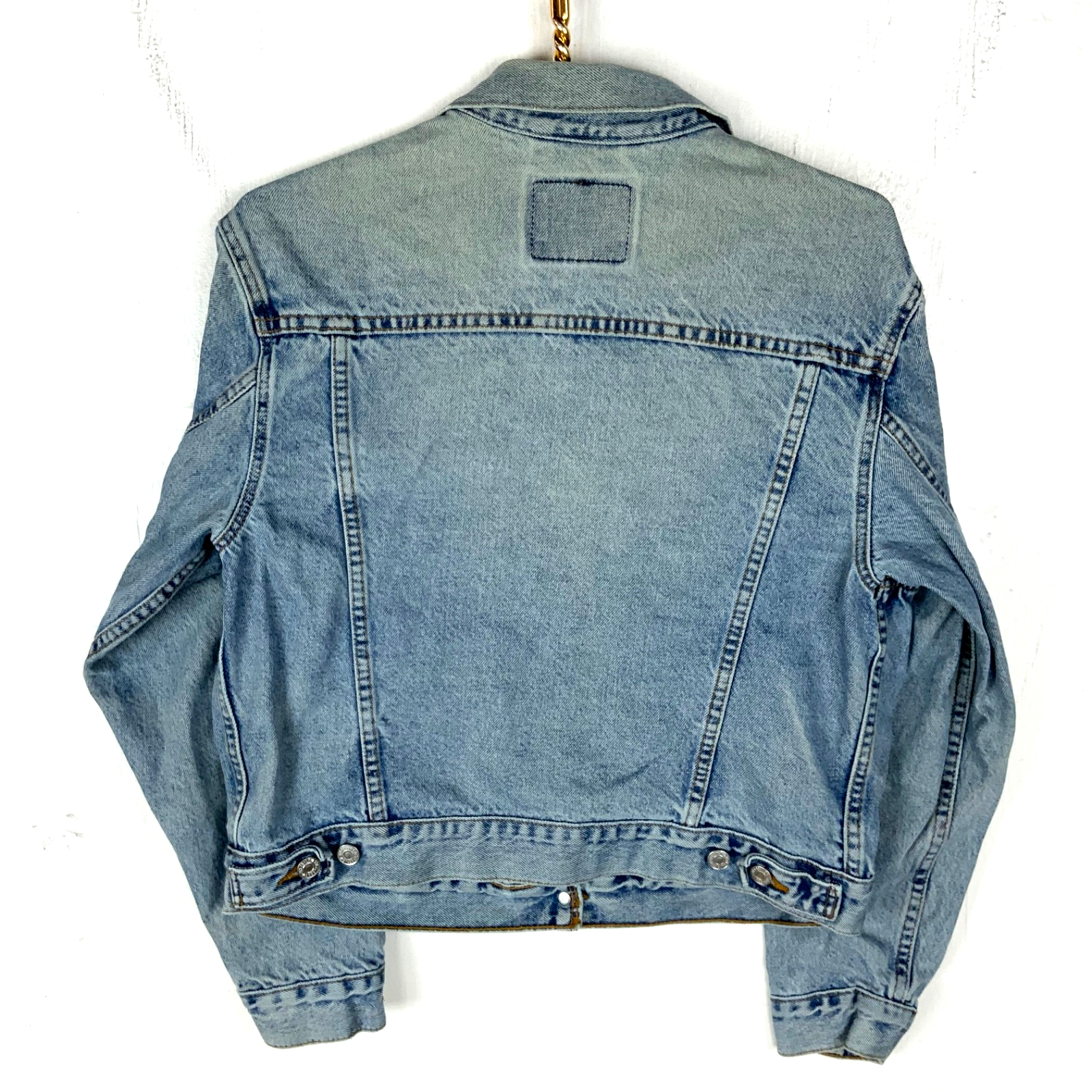 Vintage Levi’s Denim Jean Jacket Large Blue Light Wash 90s