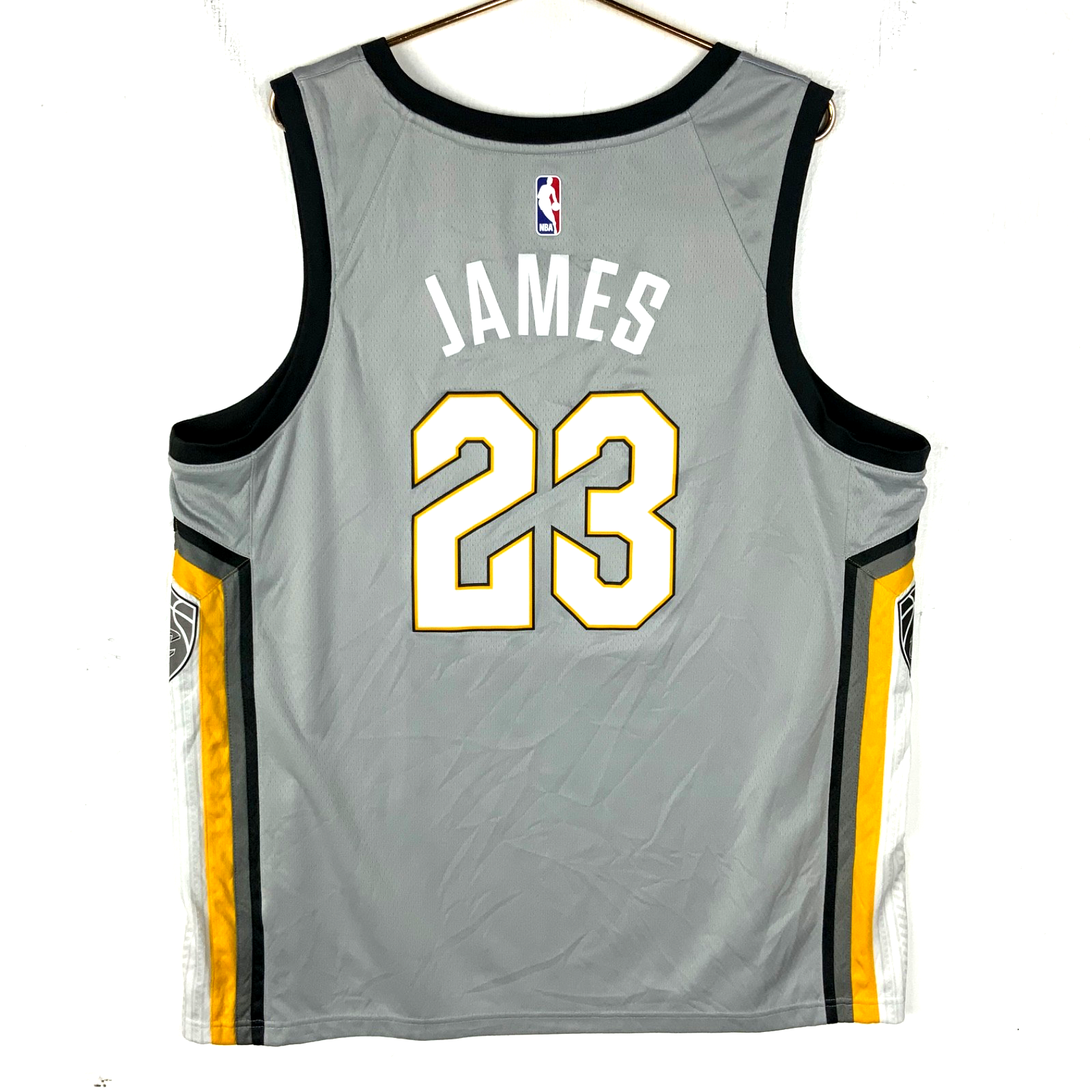 Cleveland Cavaliers Jersey 2XL Nike LeBron James Grey Nba The Land City Edition