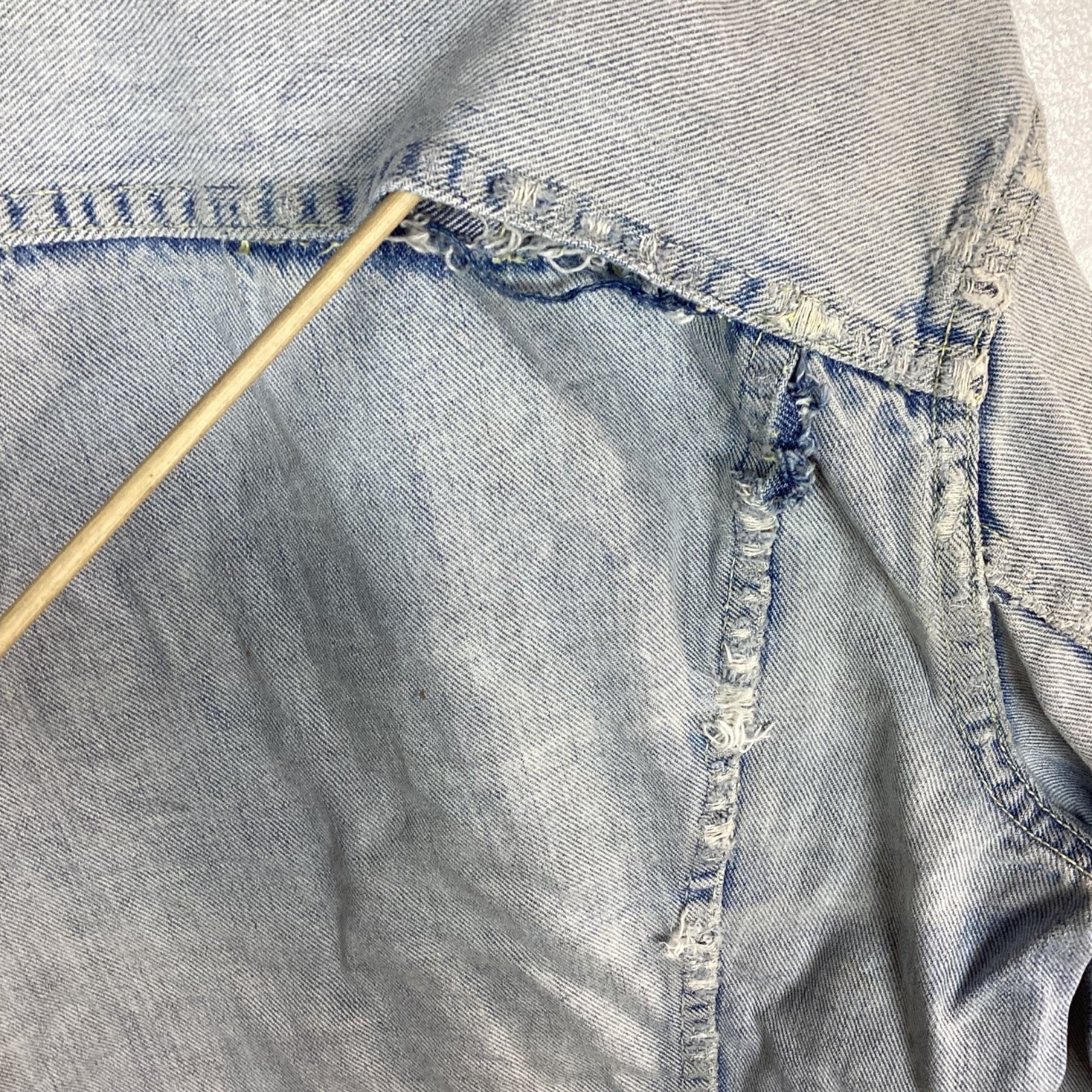 Vintage Lee Denim Jean Jacket Size Small Blue Made In Usa Distressed 70s