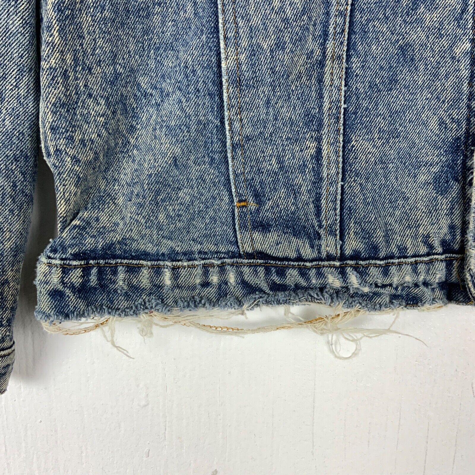 Vintage Wisconsin Badgers Denim Jean Jacket XL Blue Acid Wash 90s
