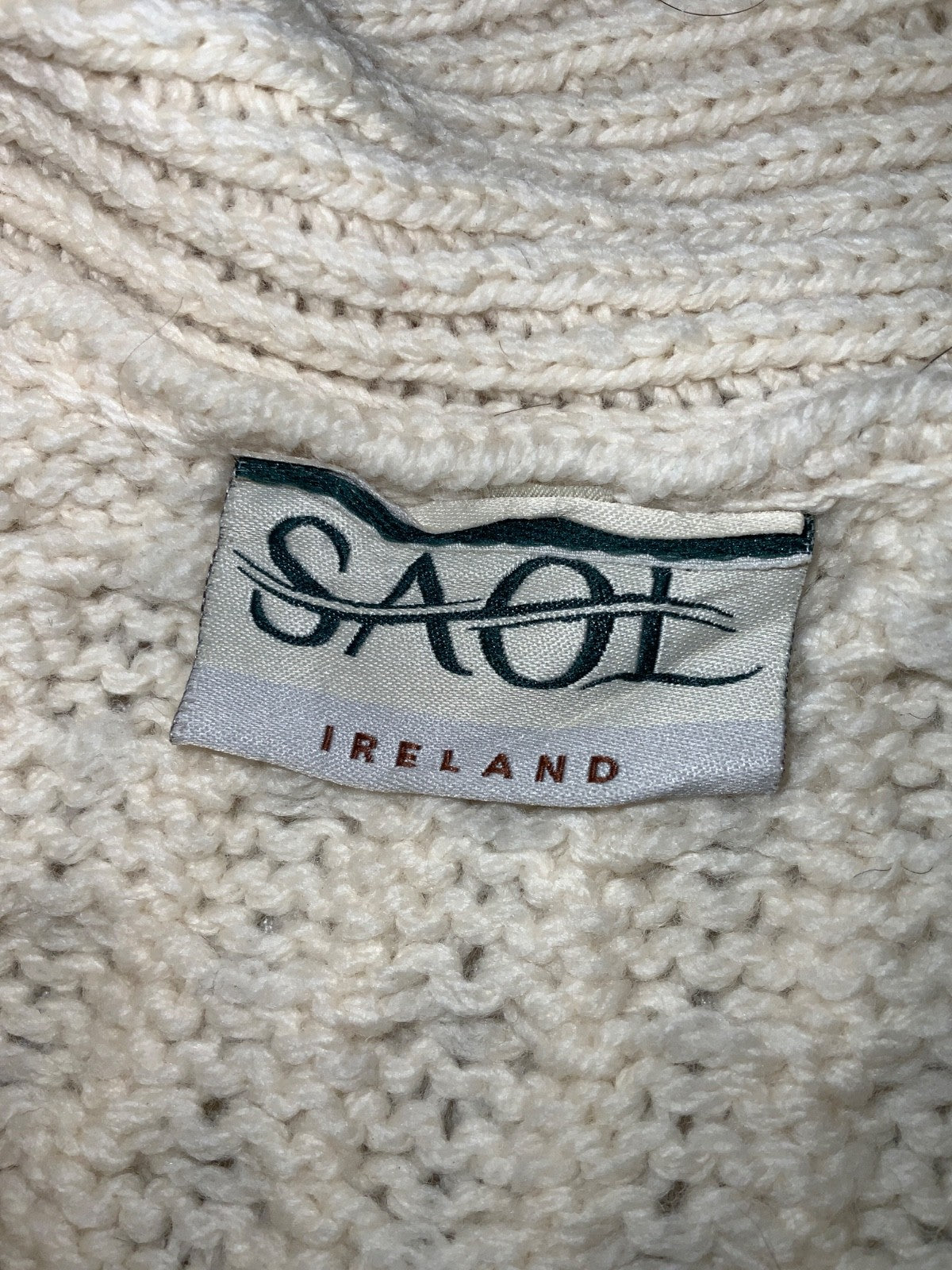 Vintage Irish Wool Grandpa Cable Knit Sweater Large White Shawl