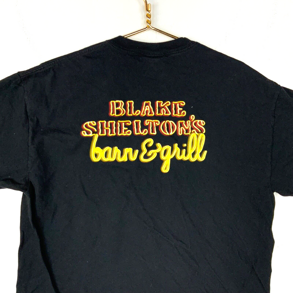 Blake Shelton T-Shirt XL Country Music Barn & Grill Some Beach