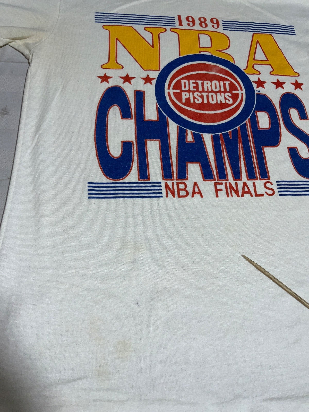 Vintage Detroit Pistons T-shirt Medium White Single Stitch 1989 Nba Champs 80s
