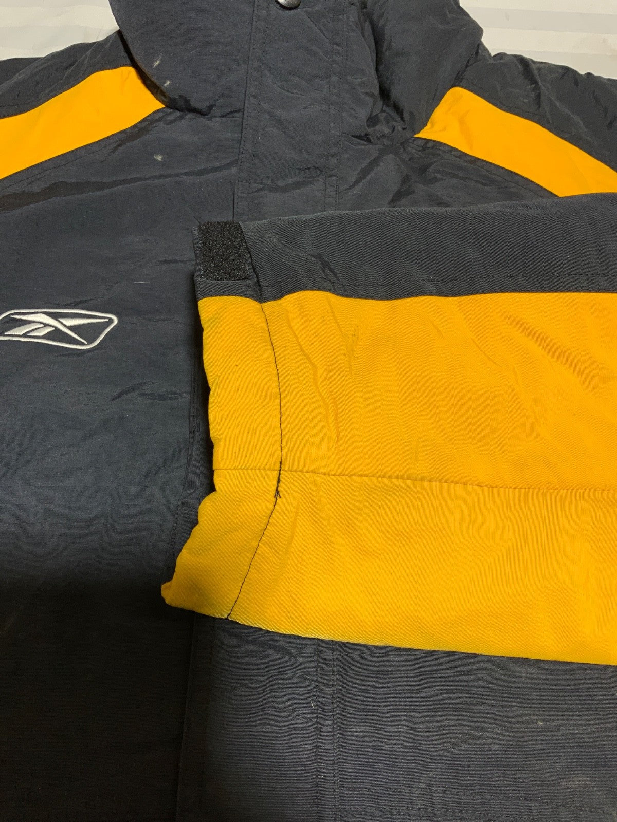 Vintage Pittsburgh Steelers Reebok Bomber Jacket XL Black Full Zip Puffer Nfl