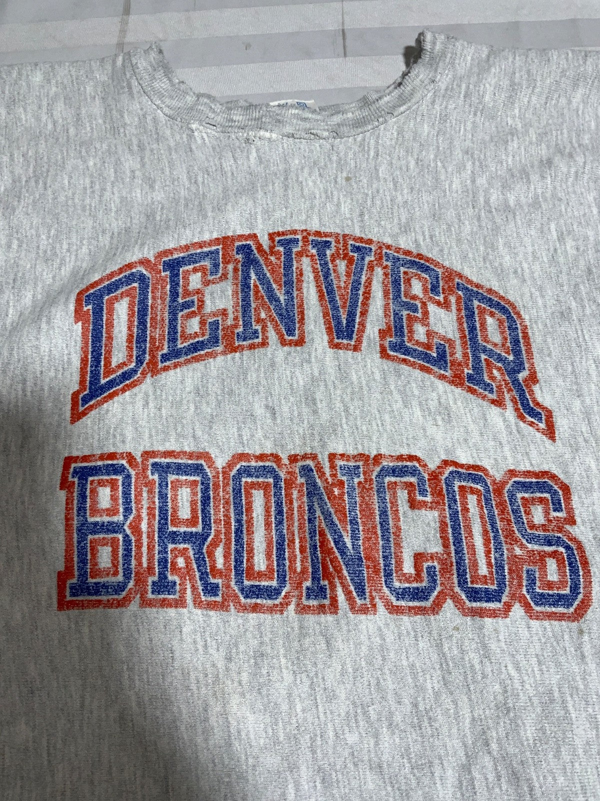 Vintage Denver Broncos Sweatshirt XL Gray Champion Reverse Weave Warmup Nfl 80s