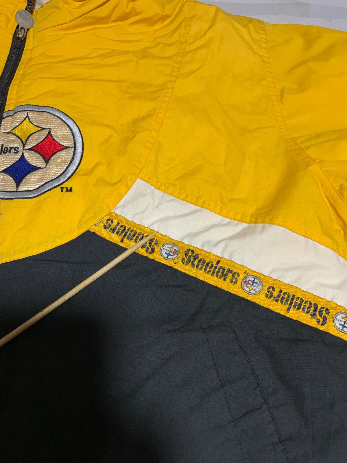Vintage Pittsburgh Steelers Down Jacket Medium Yellow Puffer Bomber Full Zip Nfl