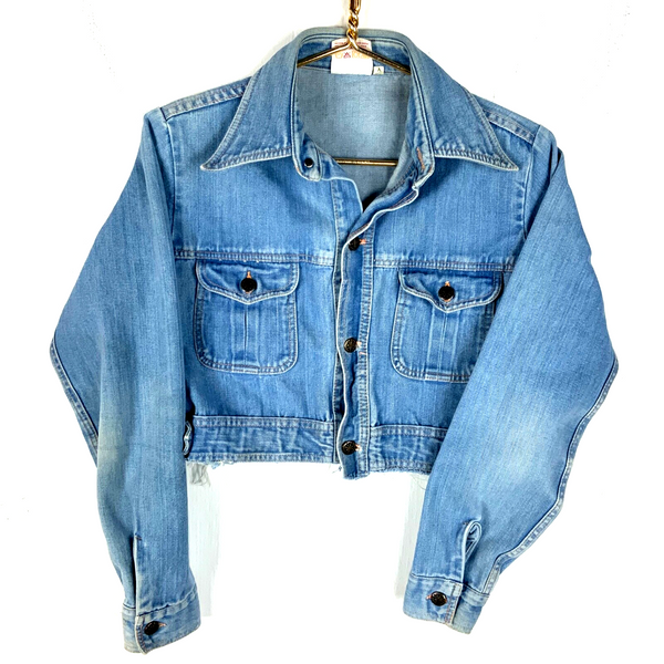 Vintage 1990's Women's Denim Jean Jacket Large Light Wash Cropped Brittania