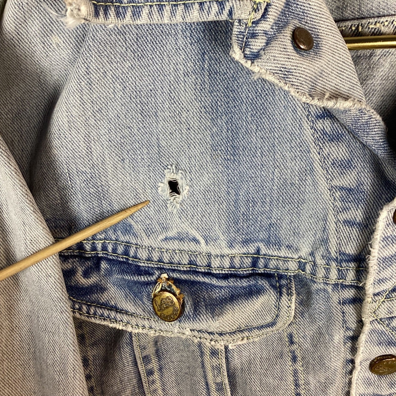 Vintage Lee Denim Jean Jacket Size Small Blue Made In Usa Distressed 70s